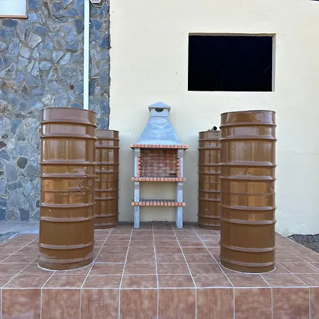 La Casa De Almendros