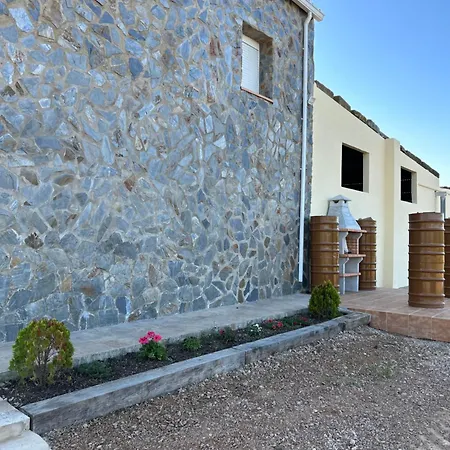 La Casa De Almendros
